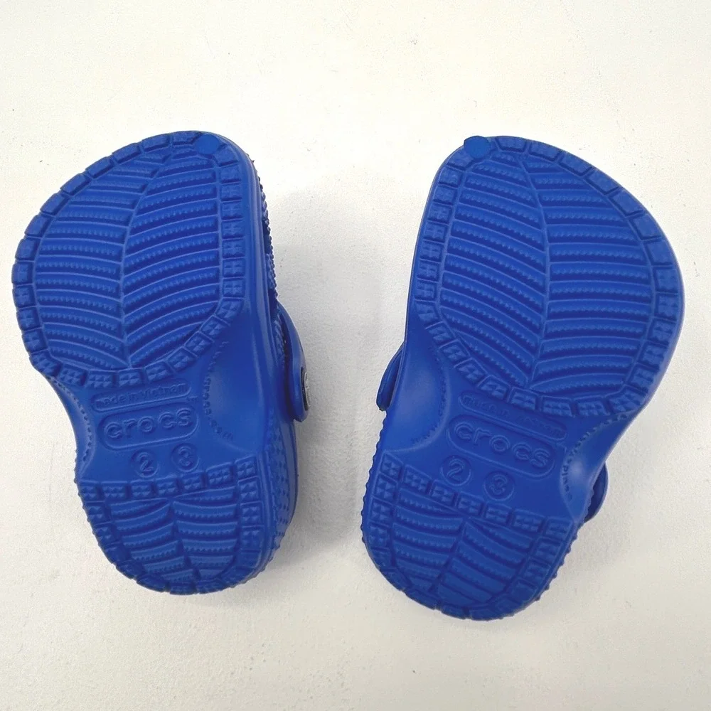 Crocs Classic Clog Royal Blue Kids Toddler Size 2 3 Slip On Water Shoes